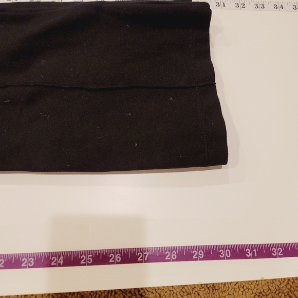 LYSSE FRONT CENTER SEAM FLARE BLACK PULL ON LEGGINGS, SZ SMALL - Picture 10 of 12